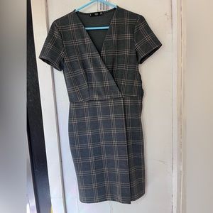 Cute MNG dress. Great great condition